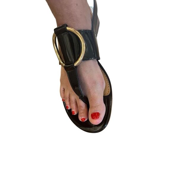 Coach & Four Women Sandals 8.5 Black Patent Leather Gold Ring Slingback Italy - Picture 2 of 10